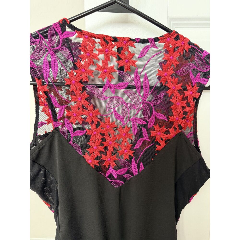 Guess Los Angeles Floral Embroidered Mesh Lace-Up Bodysuit NWOT Size L - Picture 6 of 7
